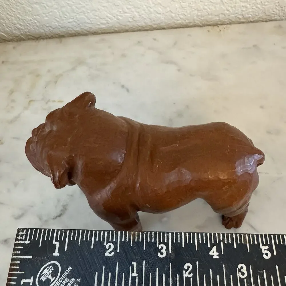 Vintage Red Mill Standing English Bulldog Pecan Shell Resin Art‎ Brown Dog.